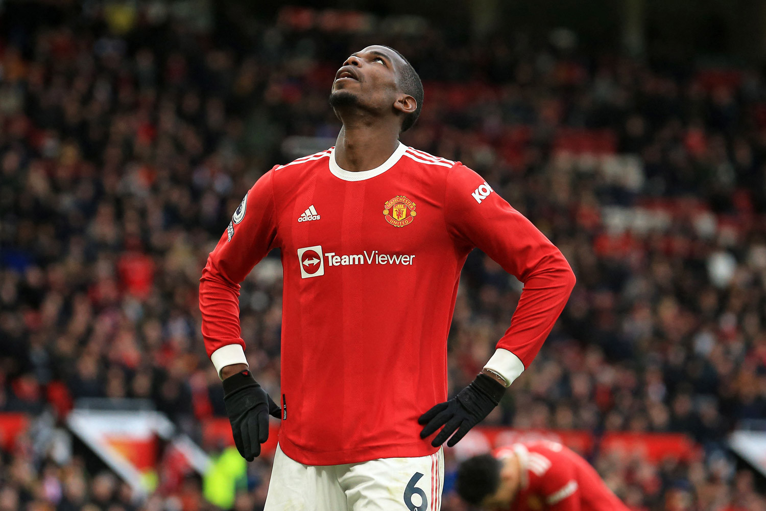 Huyền thoại Pháp chỉ trích màn ăn mừng của Pogba