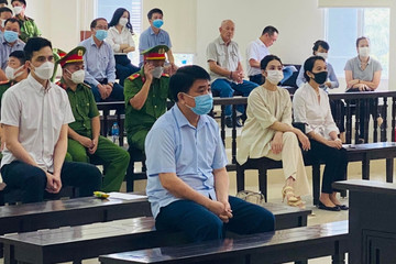 Hầu tòa phúc thẩm, cựu Chủ tịch Hà Nội Nguyễn Đức Chung đề nghị đình chỉ vụ án