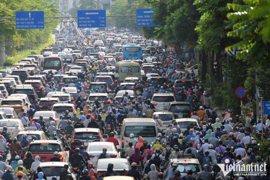 Ngã Tư Sở thí điểm phân luồng, ùn cứng đường Nguyễn Trãi đi Tây Sơn
