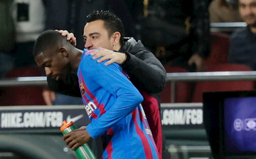 Xavi năn nỉ Barca giữ Dembele