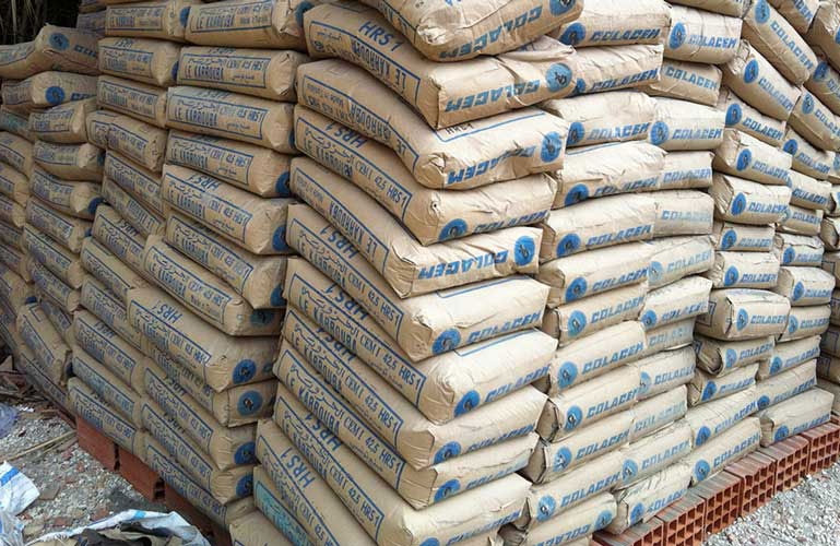 Thép vừa giảm nhẹ, xi măng tăng giá lần thứ 3 liên tiếp