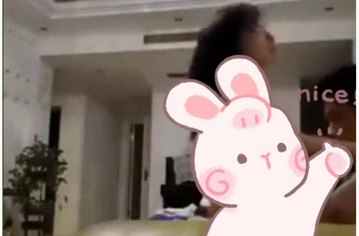 Cô giáo mầm non ngoại tình, gửi nhầm video nhạy cảm vào nhóm phụ huynh