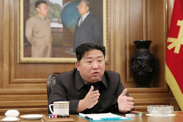 Ông Kim Jong Un yêu cầu 'tăng cường răn đe chiến tranh'