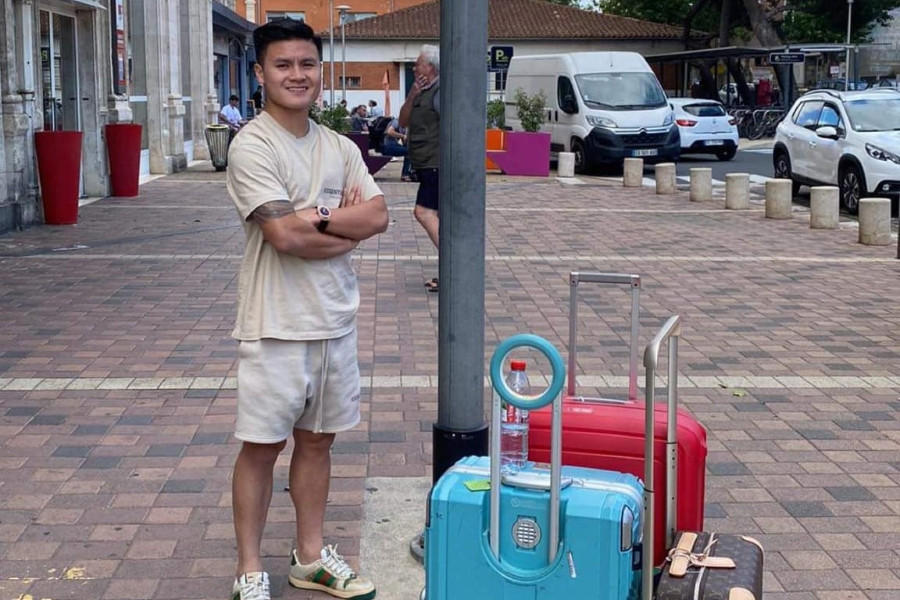 Đội bóng nước Pháp báo tin cực vui với Quang Hải