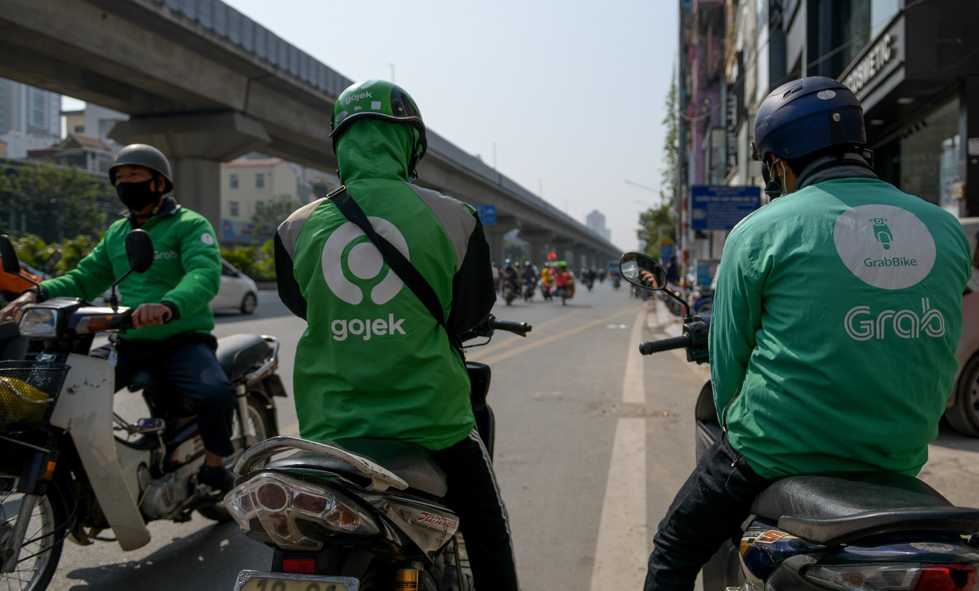 Tai xe cong nghe phan doi ung dung anh 1