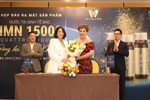 Ra mắt TPBVSK NMN Quattro Liquid 15000 ở Hà Nội