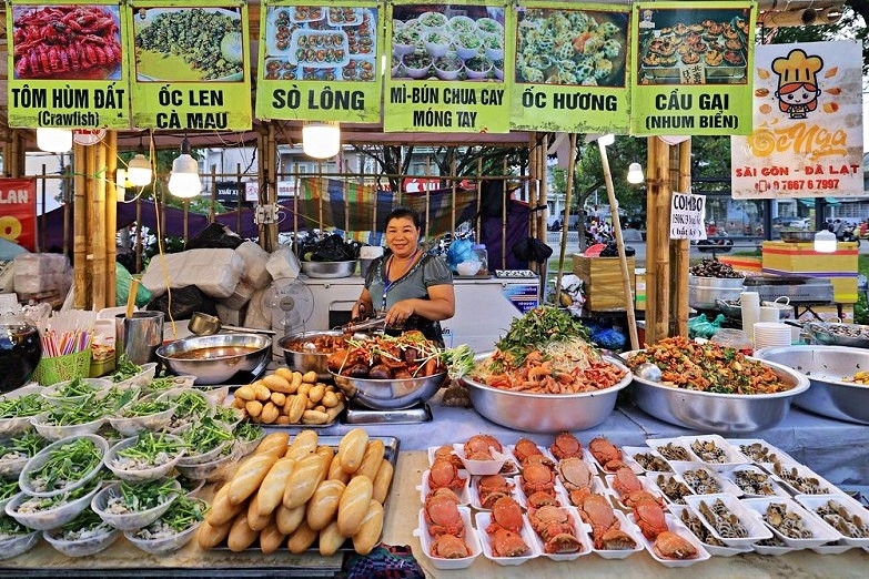 Mê mẩn loạt món ngon, vật lạ tại Lễ hội ẩm thực diễn ra suốt 8 ngày đêm ở Huế