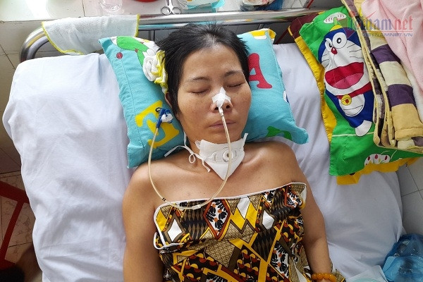 Liệt giường 5 tháng do hậu Covid-19, sản phụ khóc ròng nhớ con thơ