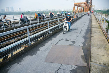 Vietnam joins hands with France to renovate Hanoi’s Long Bien bridge