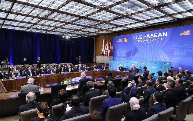 ASEAN trong vòng xoáy quan hệ Mỹ - Trung
