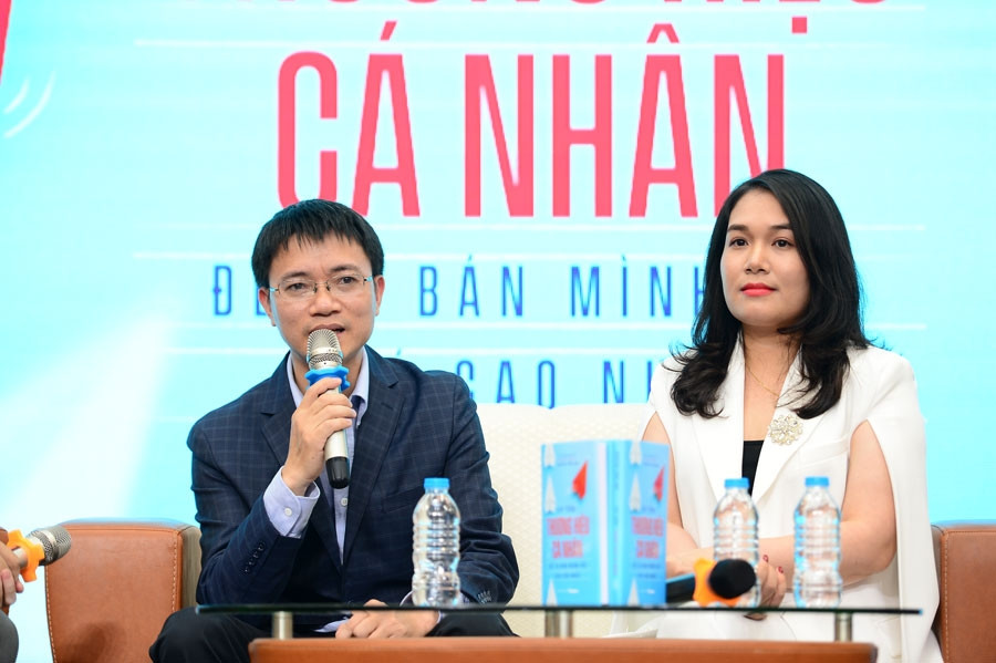 Nhà báo Tuấn Anh chia sẻ cách 'tự bán mình với giá cao'