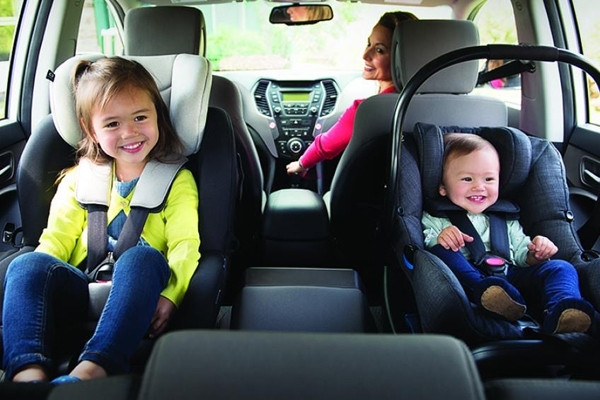 Thiết bị an toàn trên ô tô cho trẻ em - quan trọng nhưng thường bị bỏ qua
