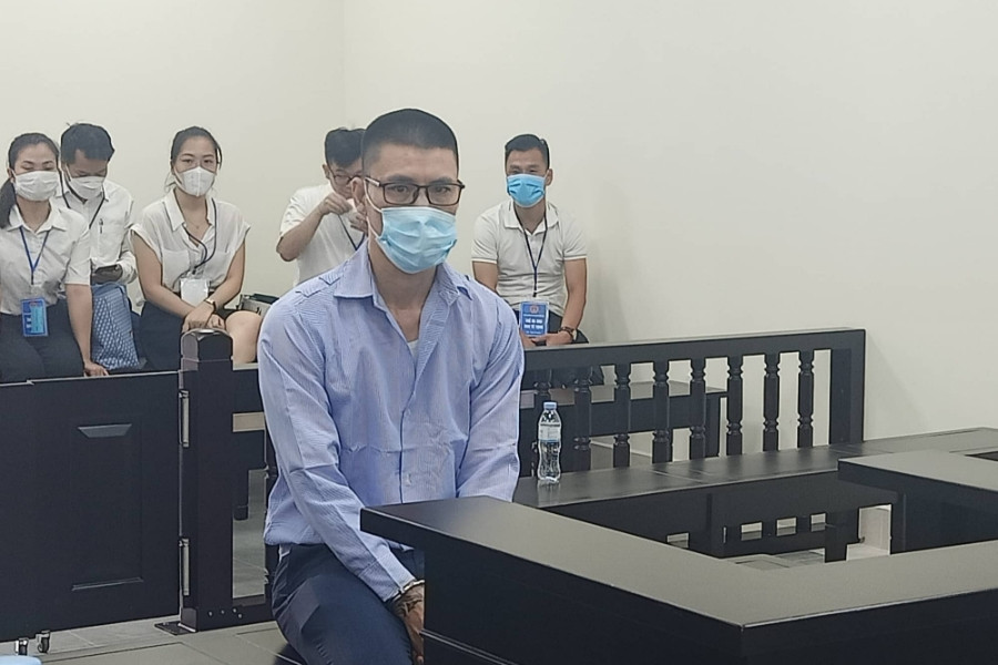 Đôi vợ chồng bị bắt cóc, dọa móc mắt, bắn chết trên xe ô tô