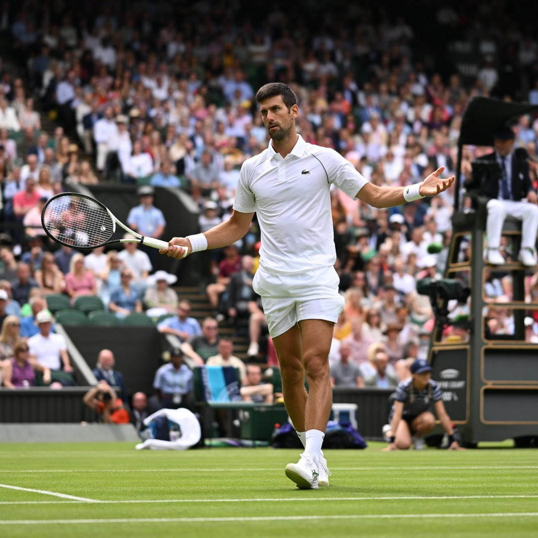 Djokovic tốc hành vào vòng 3 Wimbledon 2022