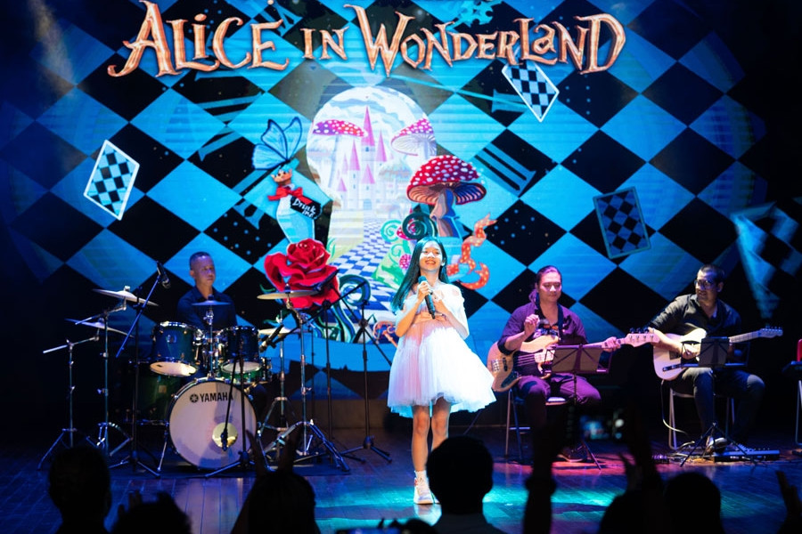 Nhạc kịch 'Alice in Wonderland' dành cho giới trẻ