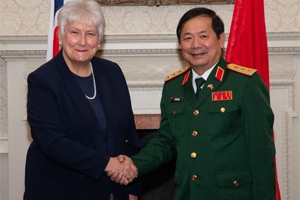 Vietnam, UK hold 4th defence policy dialogue in London hinh anh 1