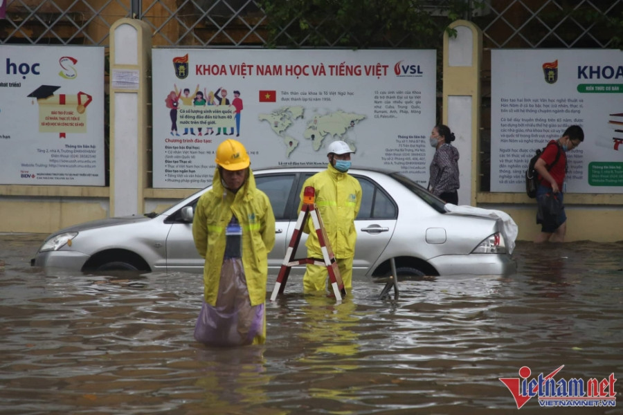 Dự báo thời tiết 5/6: Miền Bắc nắng rát rạt trước khi mưa rầm rập vào chiều tối