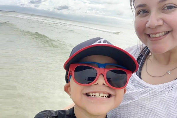 Người phụ nữ phát hiện bị ung thư não nhờ dấu hiệu khác lạ