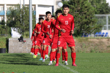 HLV Gong Oh Kyun đổi số áo cầu thủ U23 Việt Nam trước trận gặp Hàn Quốc