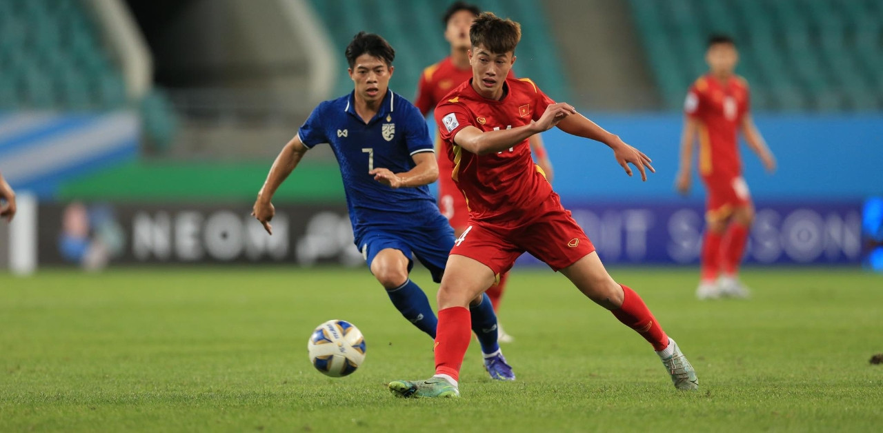 The youngest player U23 Vietnam is eager to fight Lee Kang In