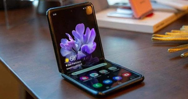 Điện thoại Samsung Galaxy Z Flip3 giảm “chạm đáy”, iPhone 12 tiếp tục sụt giá