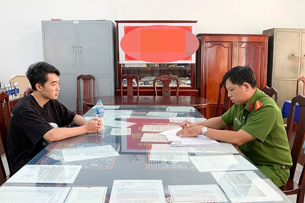 Mở rộng điều tra vụ hàng loạt sinh viên Cần Thơ bỗng dưng ôm nợ