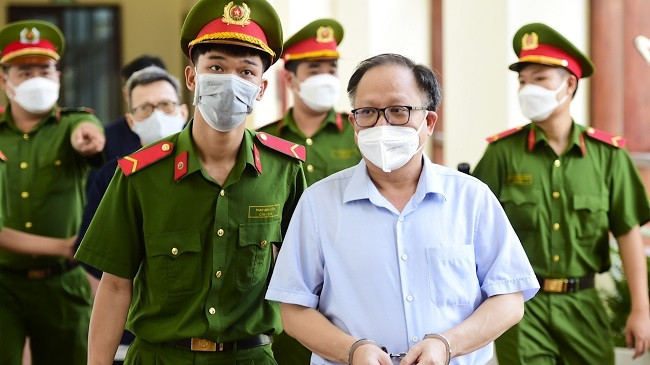 Ông Tất Thành Cang khẳng định không làm sai chủ trương, ‘đổ thừa’ cấp dưới gian dối