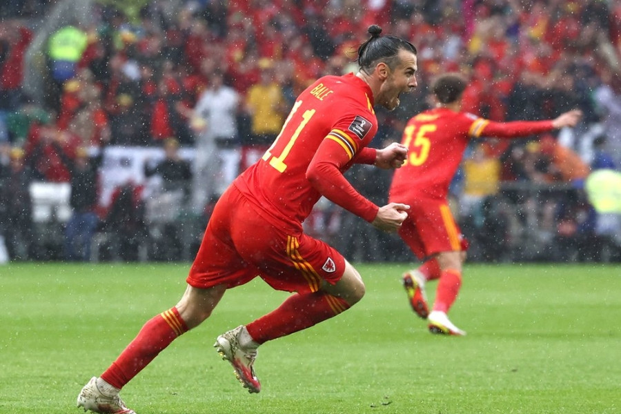 Hạ Ukraine, Xứ Wales giành vé dự World Cup sau 64 năm chờ đợi