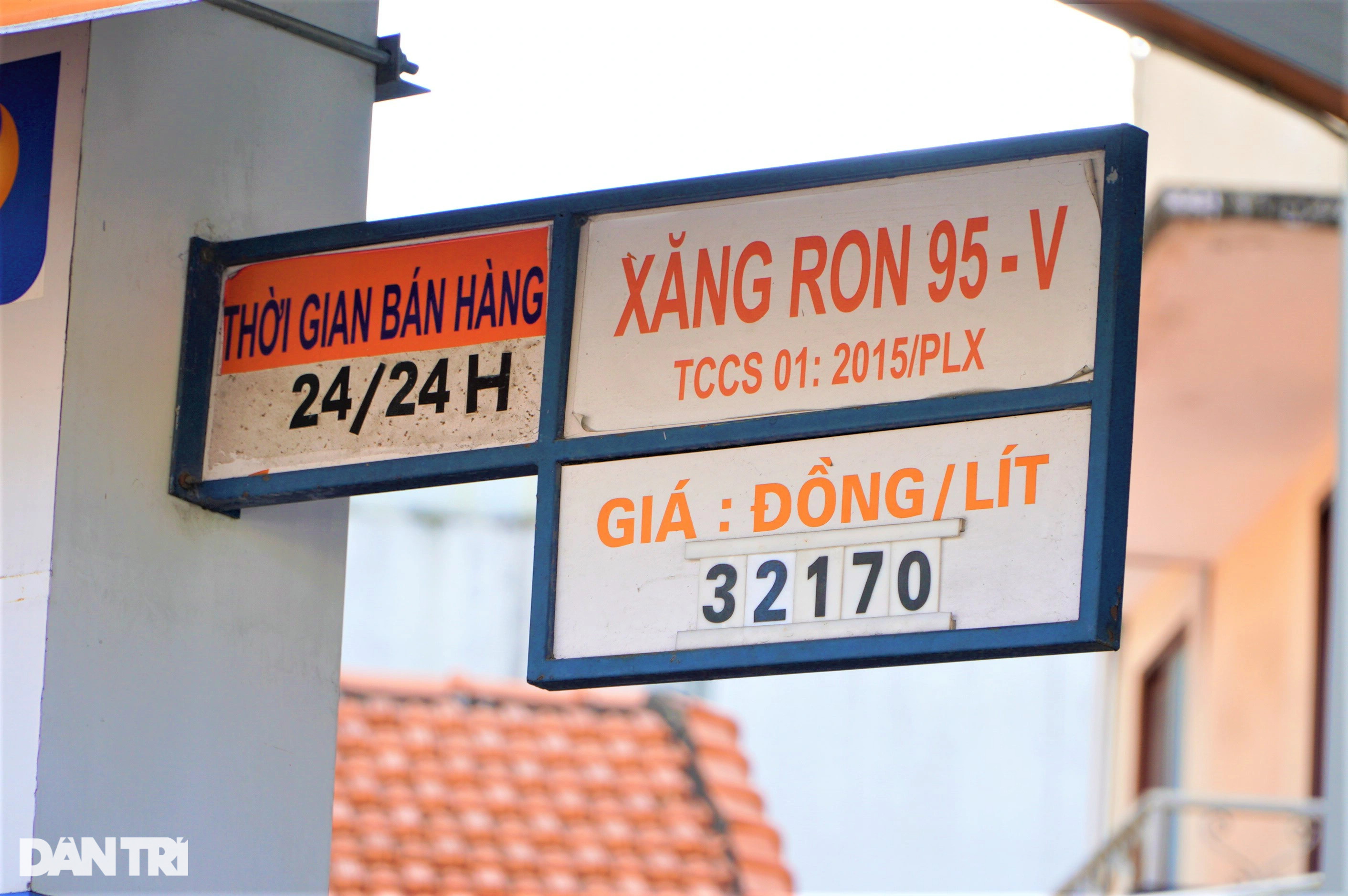 High-grade gasoline appeared nearly 33,000 VND / liter in Ho Chi Minh City, people were bored - 3