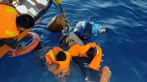 Tạm giữ tàu hàng vụ đâm chìm thuyền khiến 3 người tử vong