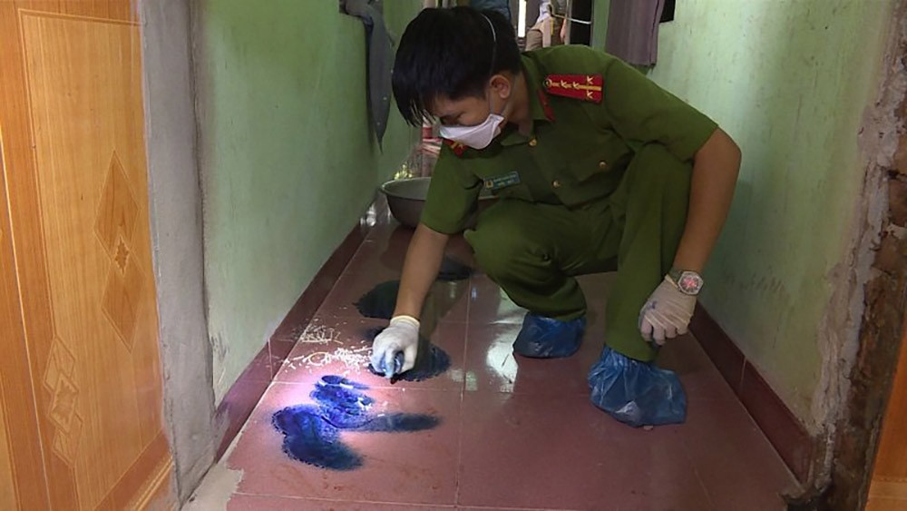 Ho Chi Minh City police arrested a young man suspected of killing his biological father