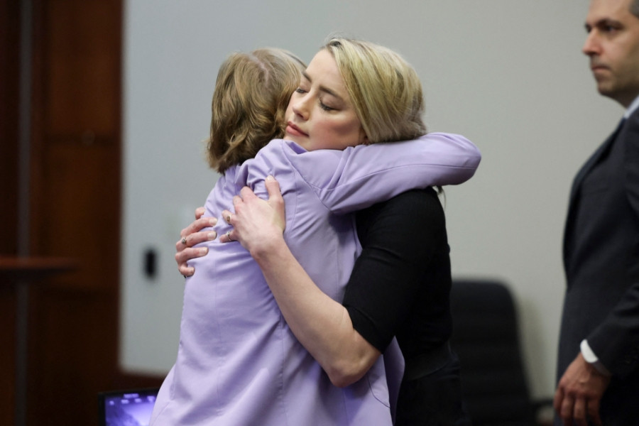 Amber Heard làm gì sau khi thua kiện Johnny Depp?