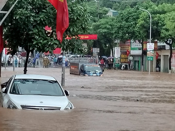 Sơn La mưa to kéo dài, gần 1.000 thí sinh thi trường chuyên phải đổi lịch