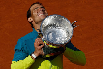 Rafel Nadal: Vị thần Roland Garros và sân đất nện