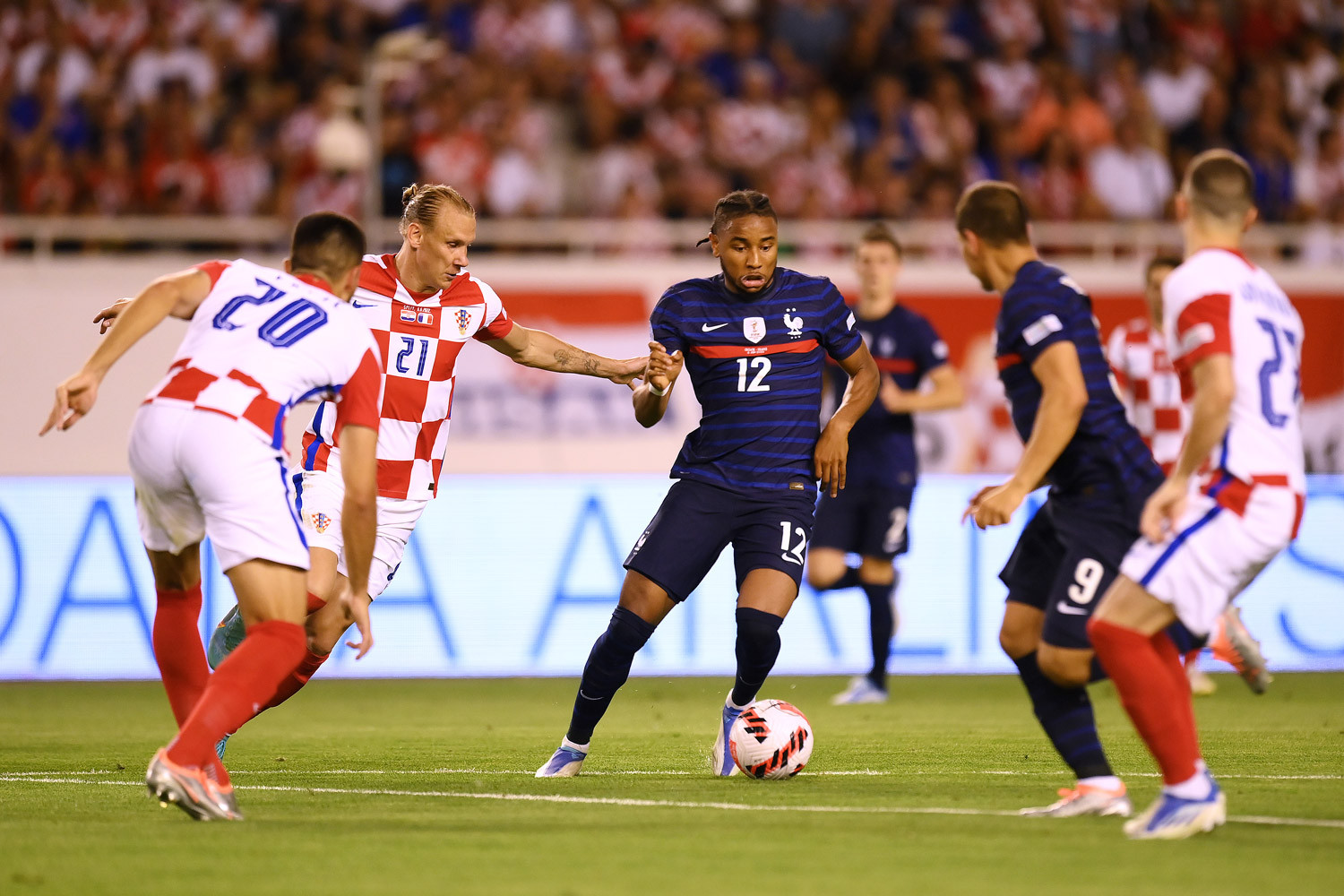 Soi kèo phạt góc Al Ain vs Al