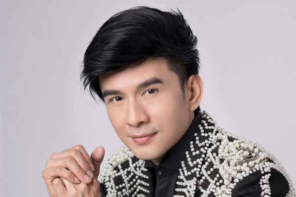 Singer Dan Truong apologizes for singing ‘Once in love’ without permission