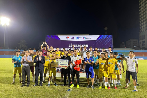 Hòa Bình FC lên hạng Nhất mùa giải 2023