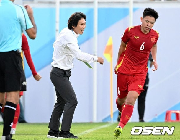 U23 Vietnam entered the quarterfinals of Asia U23, coach Gong has a unique move