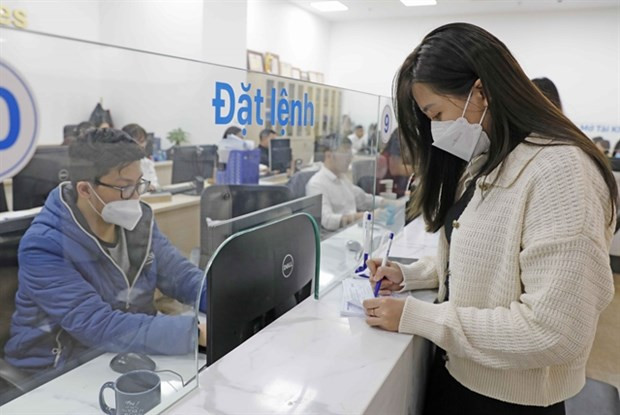 Outstanding value of corporate bonds equals 3 percent of total outstanding credit hinh anh 1