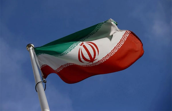 Iran turns off surveillance cameras, installs more centrifuges underground