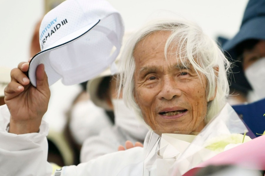 Cụ ông 83 tuổi vượt Thái Bình Dương một mình trong 2 tháng
