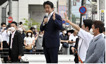 Cảnh sát sơ suất khi bảo vệ ông Abe Shinzo, công bố kết quả pháp y