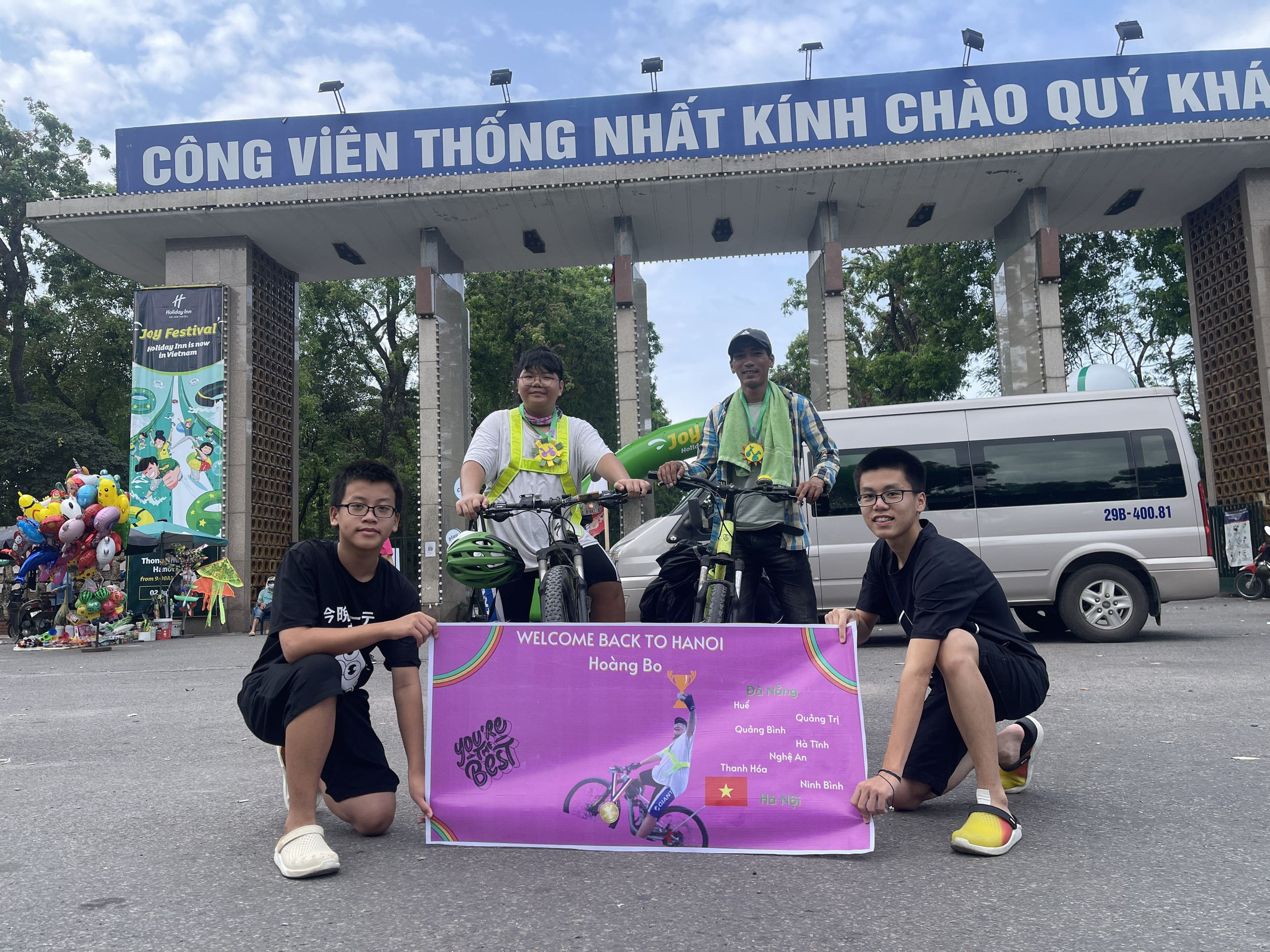 Cậu bé 15 tuổi vượt 800km từ Đà Nẵng ra Hà Nội bằng xe đạp - 10