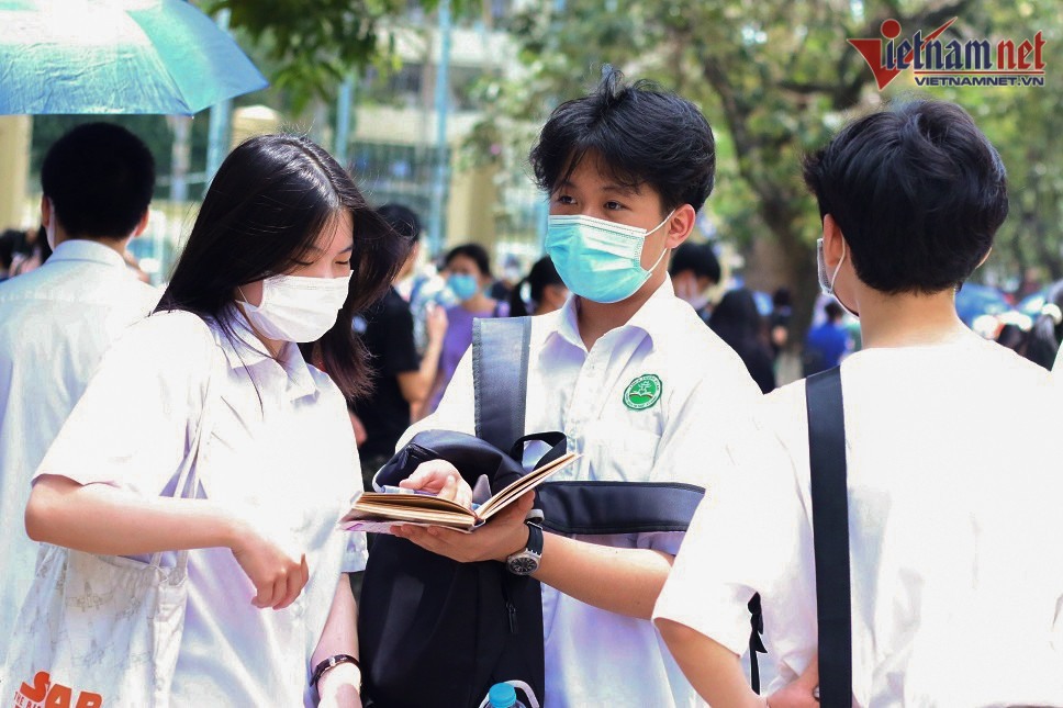 Trượt nguyện vọng 1 vào lớp 10 Hà Nội, xét các nguyện vọng sau ra sao?