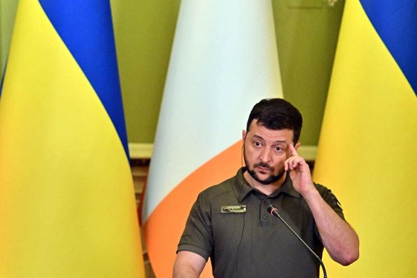 Ông Zelensky sa thải nhiều đại sứ, Mỹ viện trợ thêm 368 triệu USD cho Ukraine