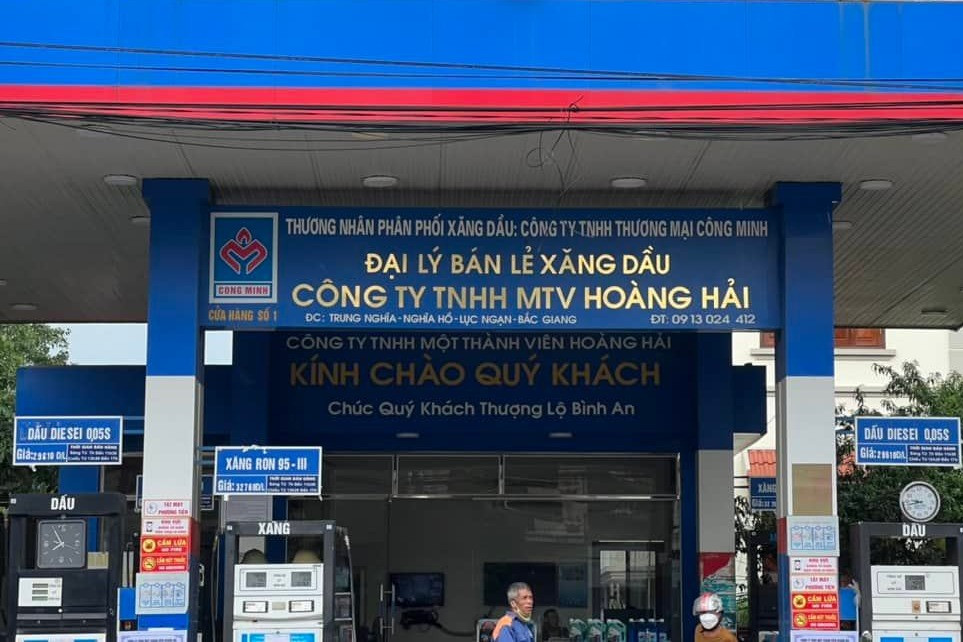 Tổng cục trưởng Quản lý thị trường lên tiếng vụ đổ 500 nghìn xăng, hút ra chỉ 9,5 lít