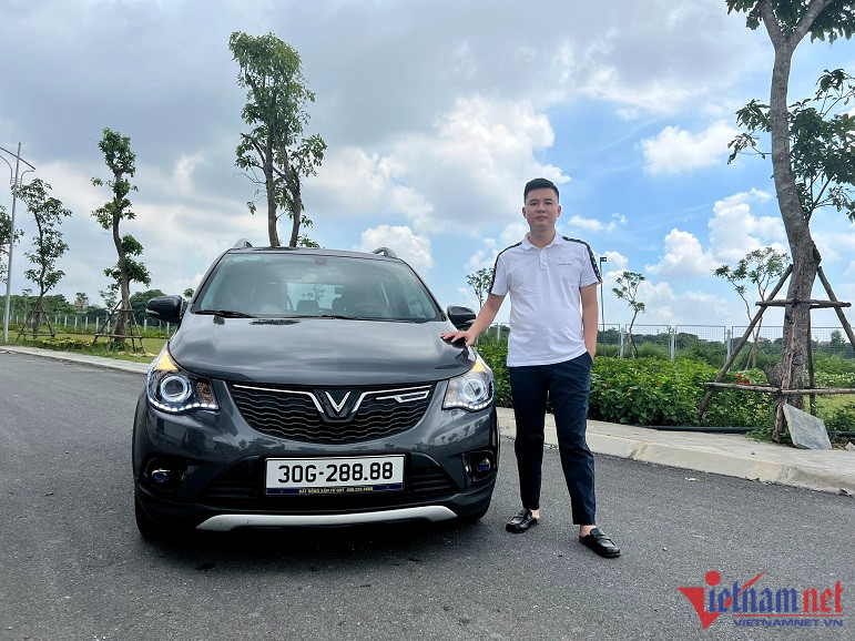 Xe Vinfast Fadil cũ biển tứ quý 8 đội giá 800 triệu đồng