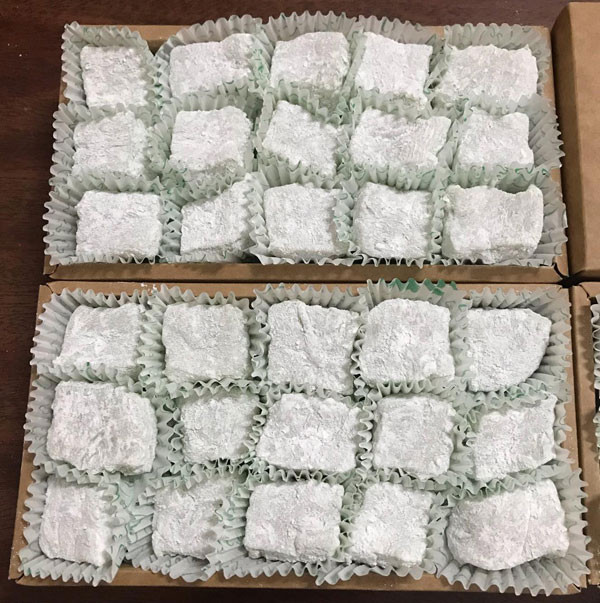 Pink cake – a delicacy of Binh Dinh Province