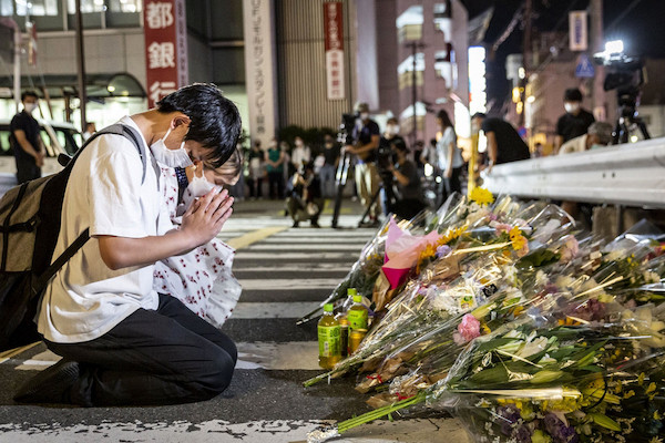 Abe Shinzo: Người đi giữa những 'tương phản' của xã hội Nhật Bản
