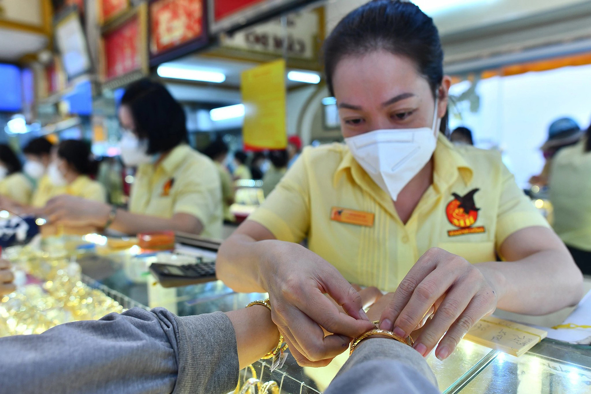 Giá vàng hôm nay 11/7: Nhiều bất lợi, vàng khó tăng giá